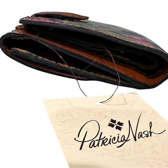 Patricia Nash Astra Wallet P1663149X Vintage Victorian Garden RFID, NWT - Picture 11 of 12